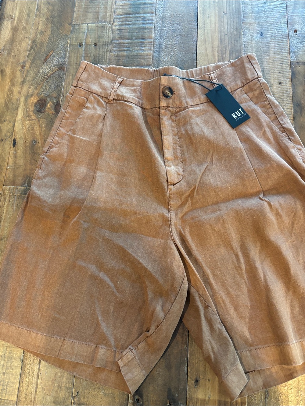 Kut from the Kloth Rust Brown women’s Linen-Blend Flat Front Shorts